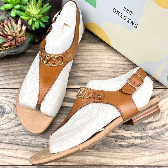 Earth Origins Shoes - NIB Earth Origins Mendy Leather Thong Sandal Saddle 9M 40.5